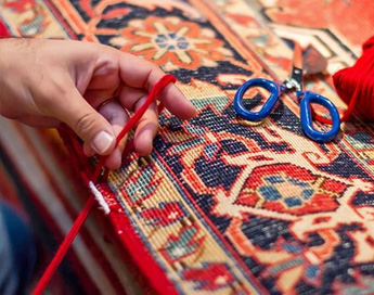 خدمات تخصصی و حرفه ای رفوی فرش در قالیشویی توانیر